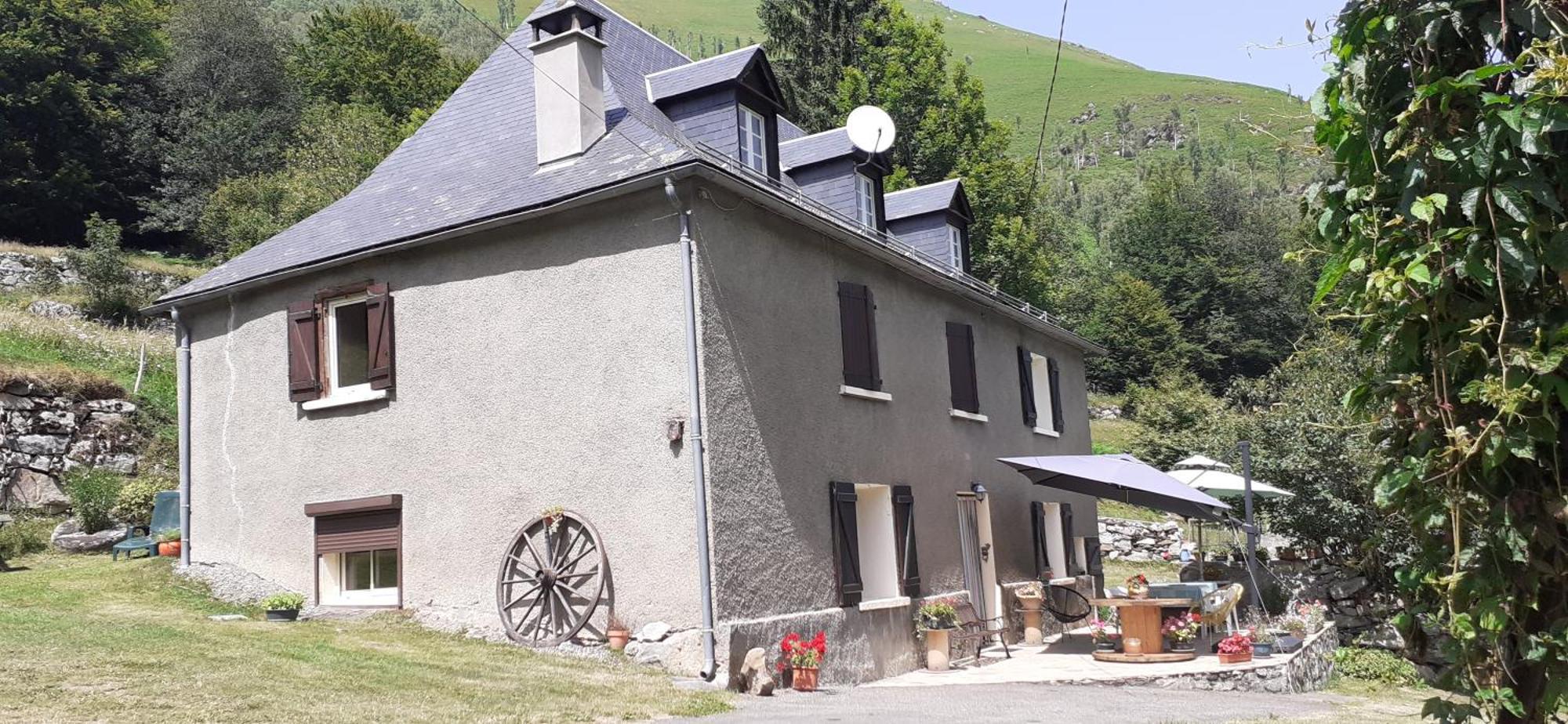 Appartement Habas Estaing Hautes Pyrenees Val D'Azun Esterno foto